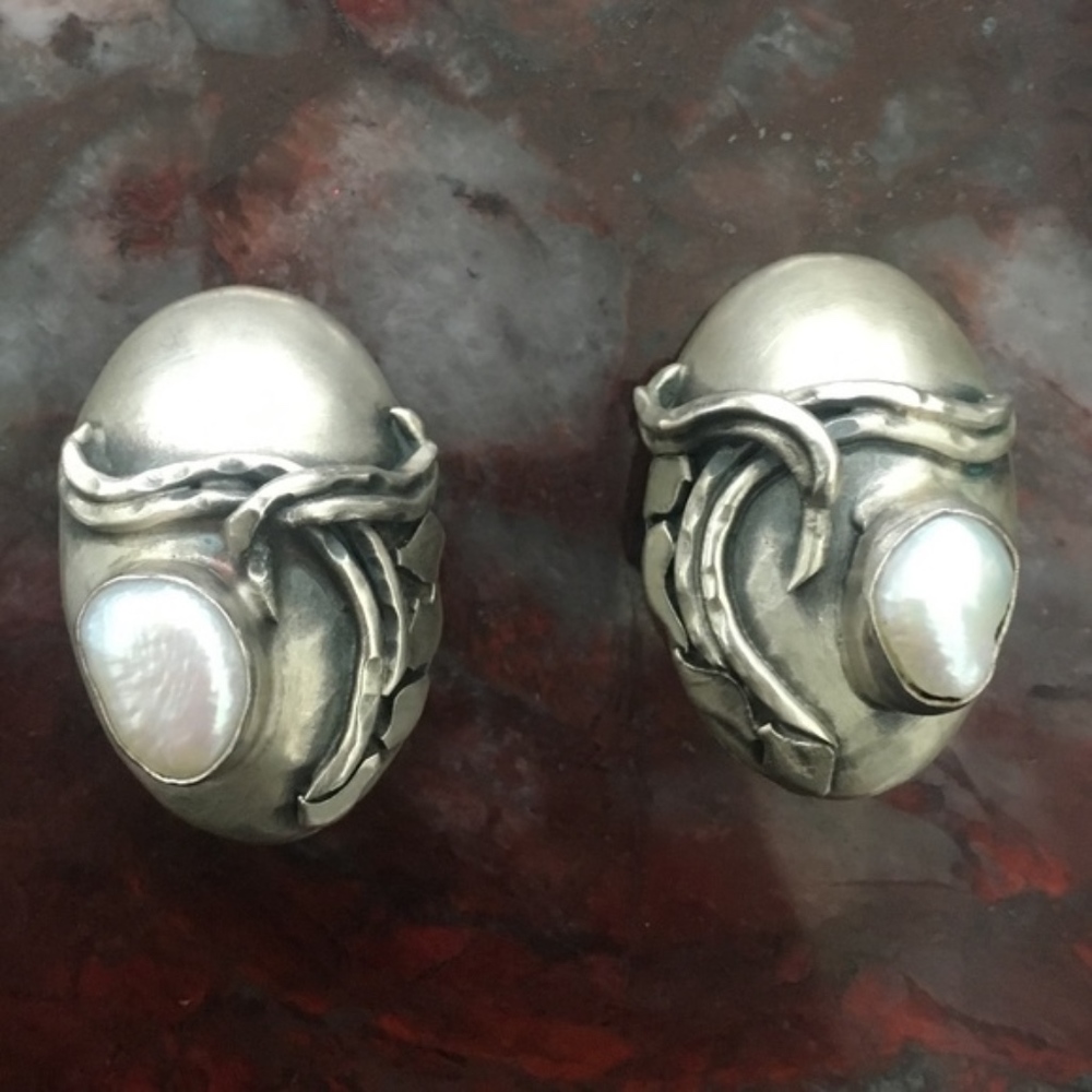 SS Clip Ons with a White Stone and Signature